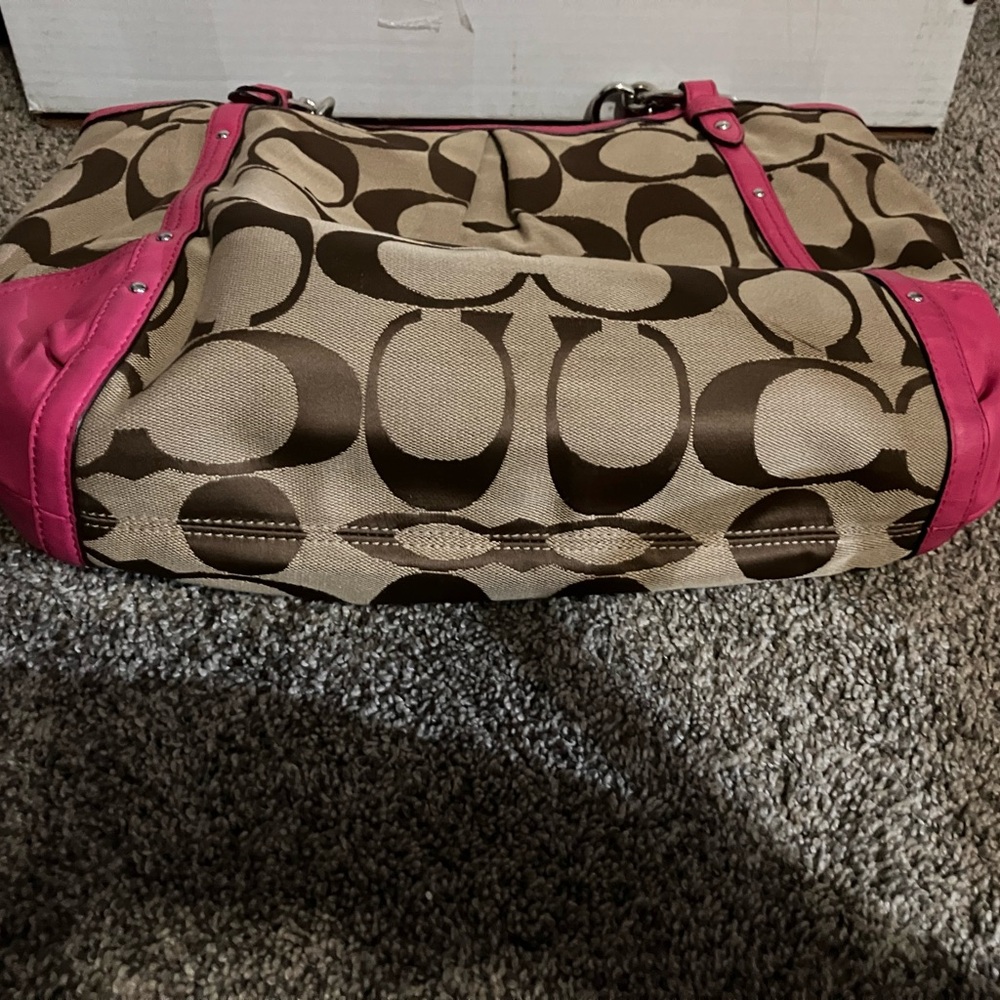 Coach Tote - Picture 2 of 4